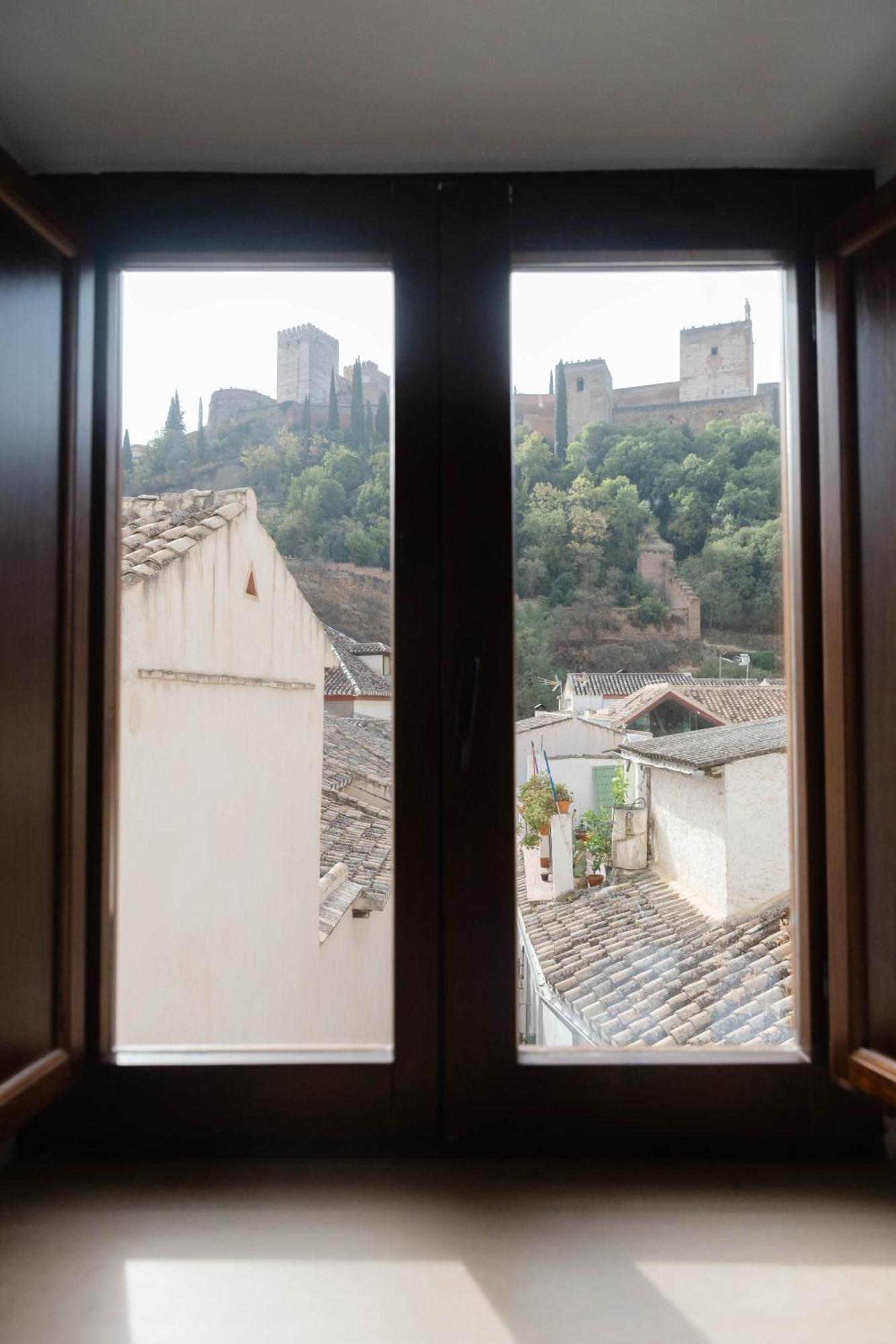 גרנדה Apartamento Duplex Con Vista A La Alhambra מראה חיצוני תמונה