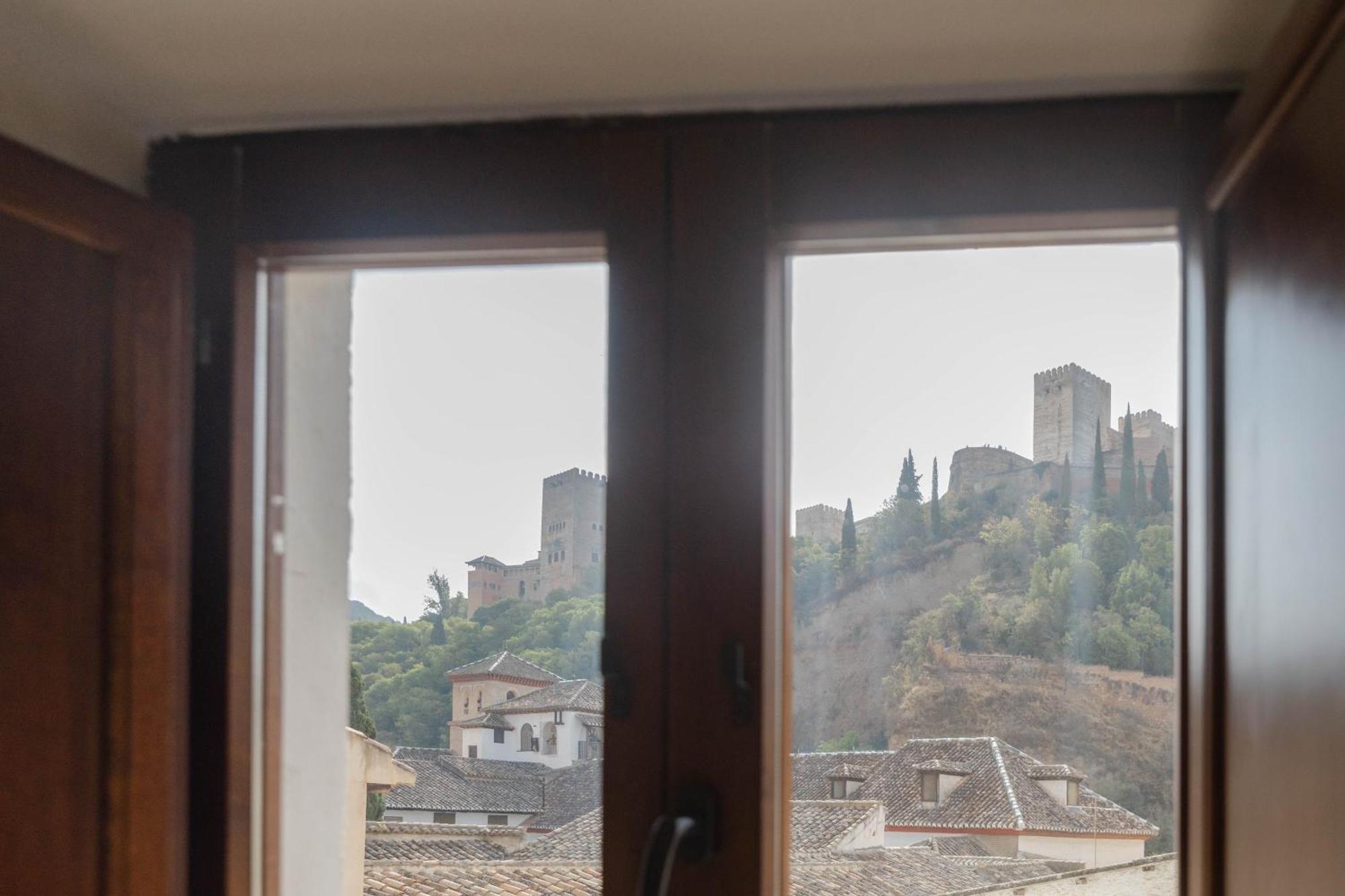 גרנדה Apartamento Duplex Con Vista A La Alhambra מראה חיצוני תמונה