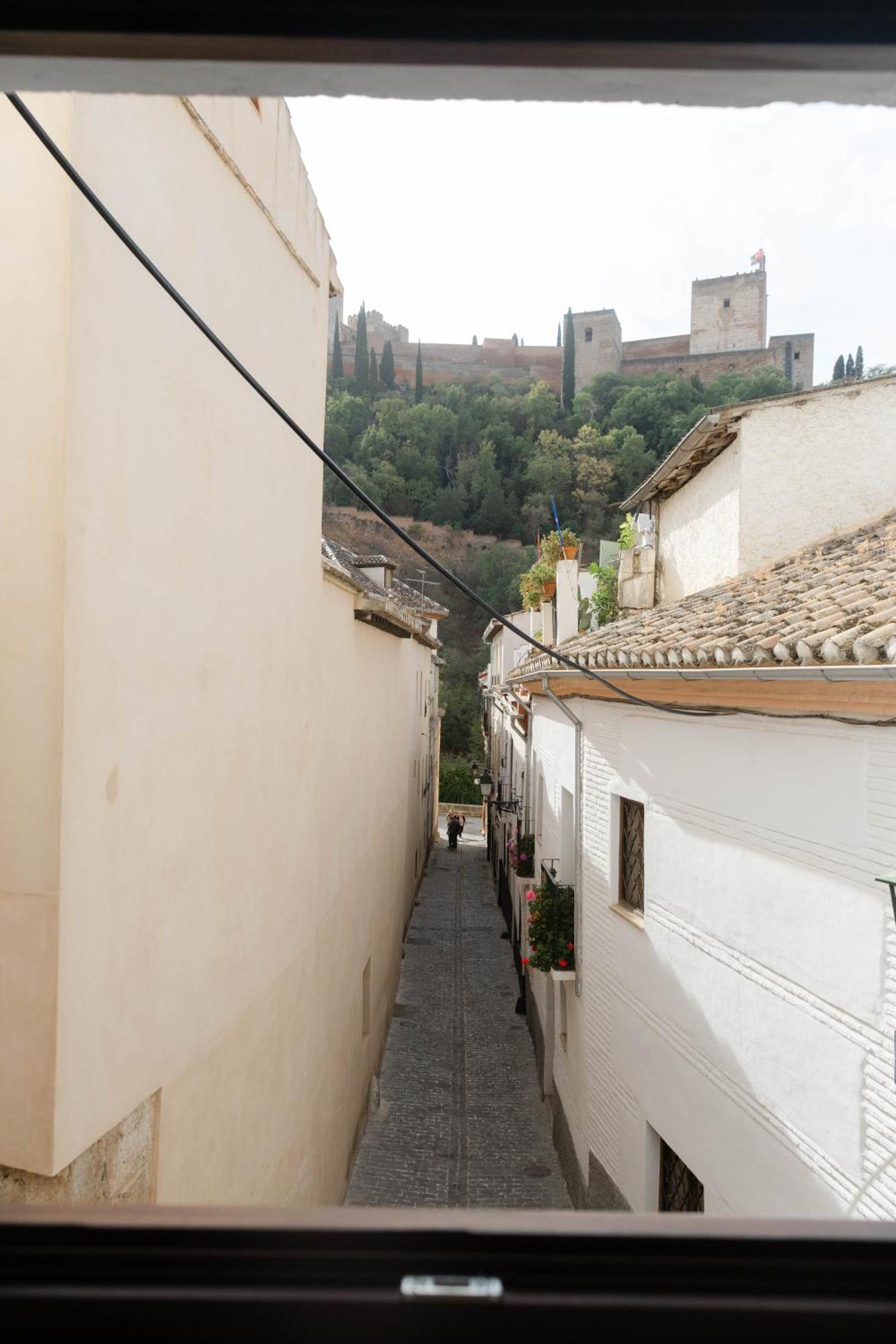גרנדה Apartamento Duplex Con Vista A La Alhambra מראה חיצוני תמונה